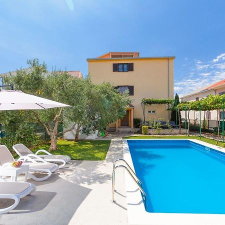 Villa Rosa Kastela Bagian luar foto