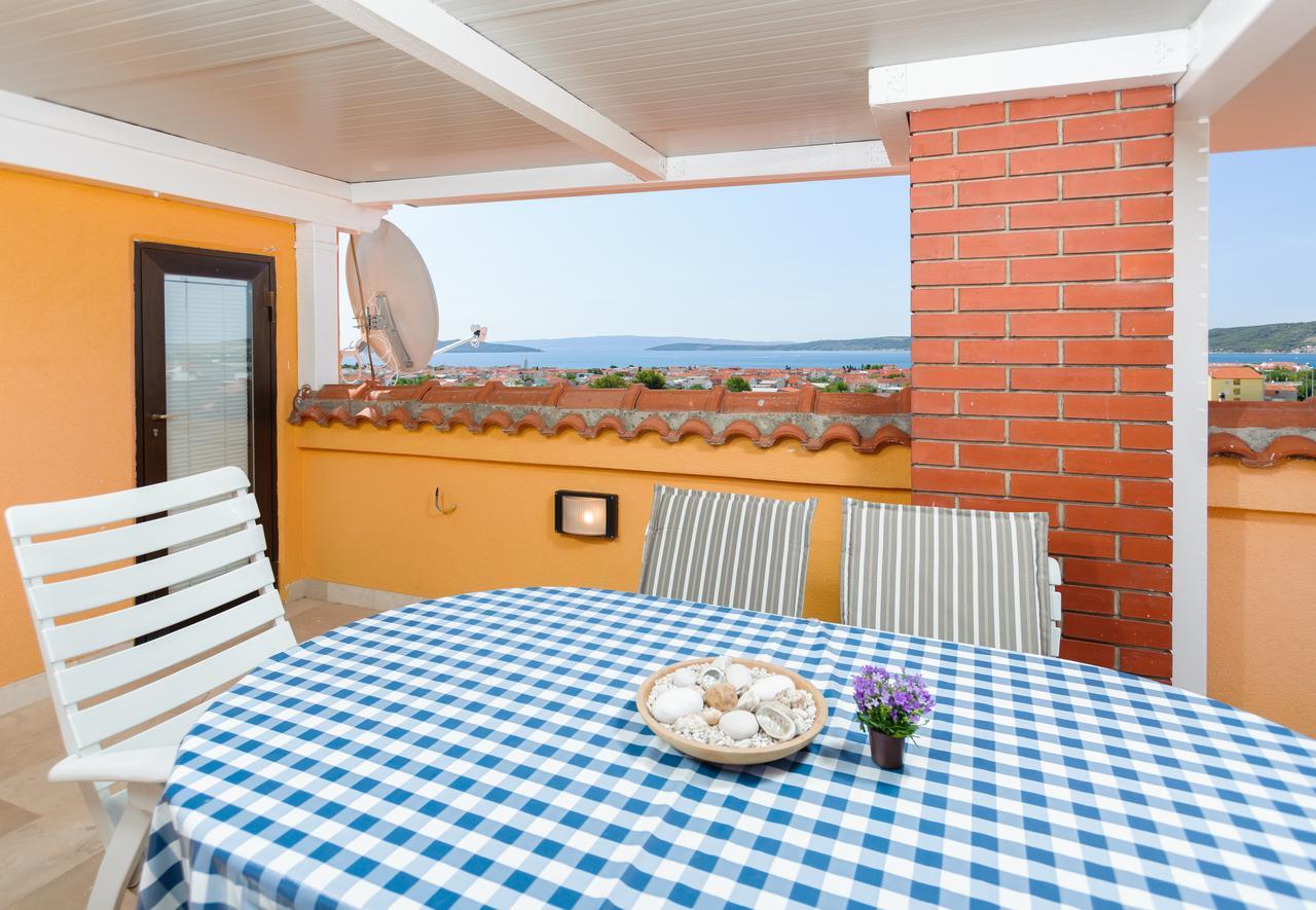 Villa Rosa Kastela Bagian luar foto