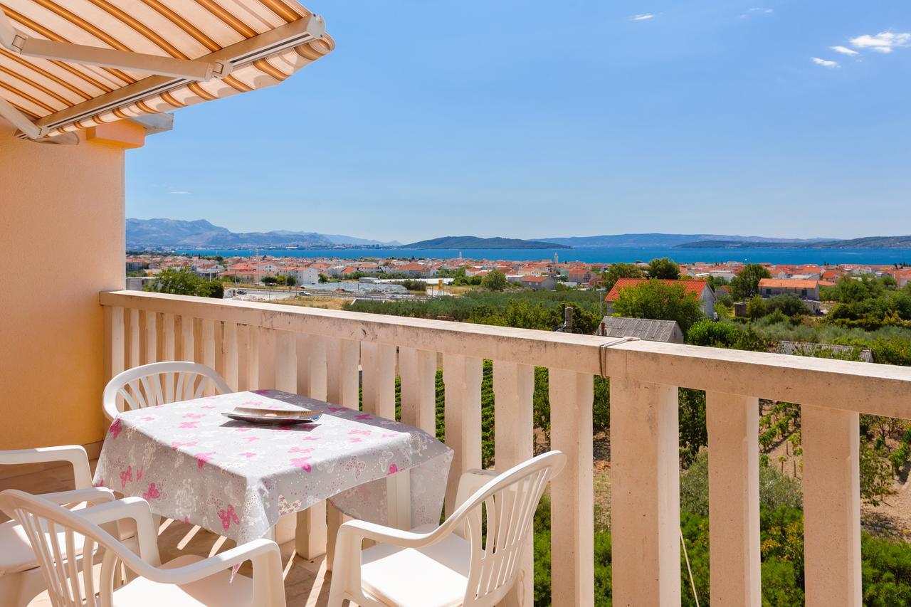 Villa Rosa Kastela Bagian luar foto