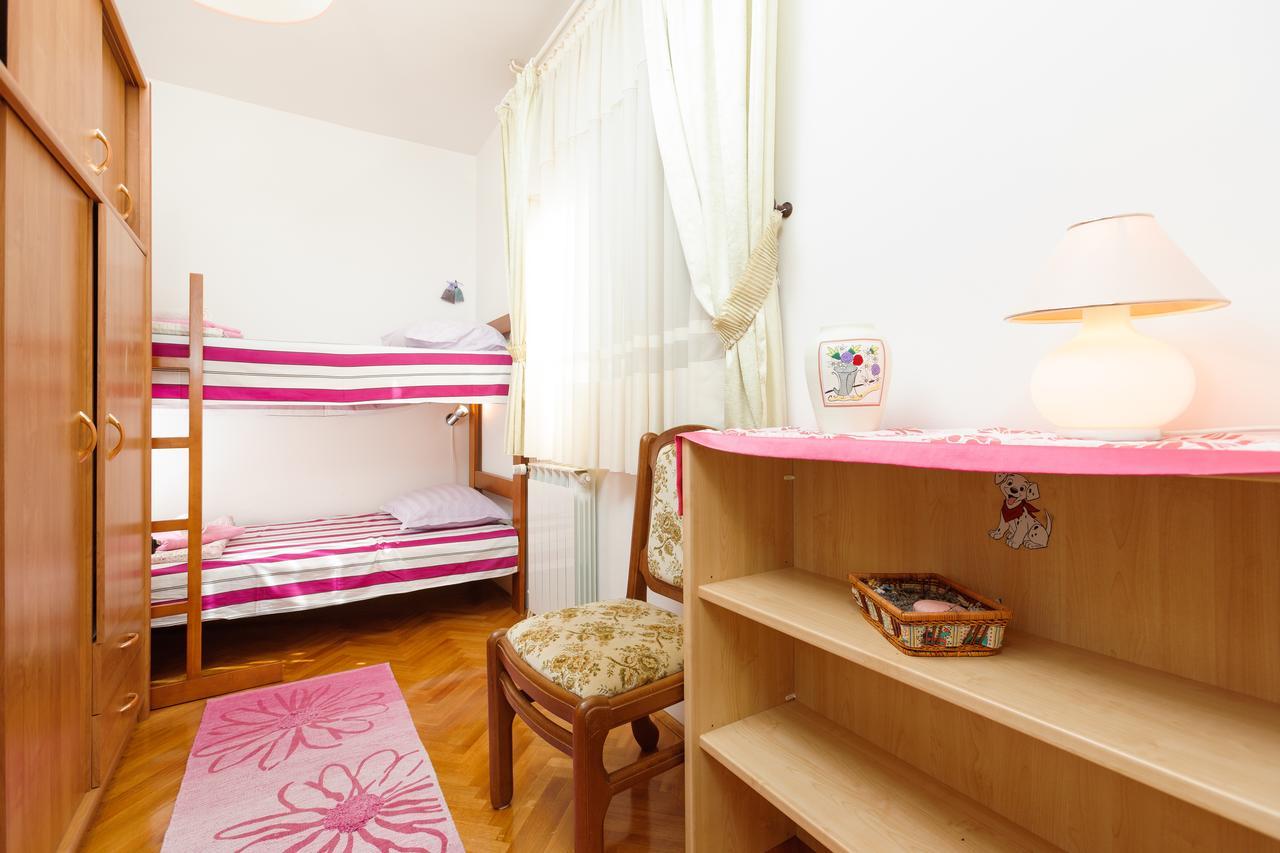 Villa Rosa Kastela Bagian luar foto